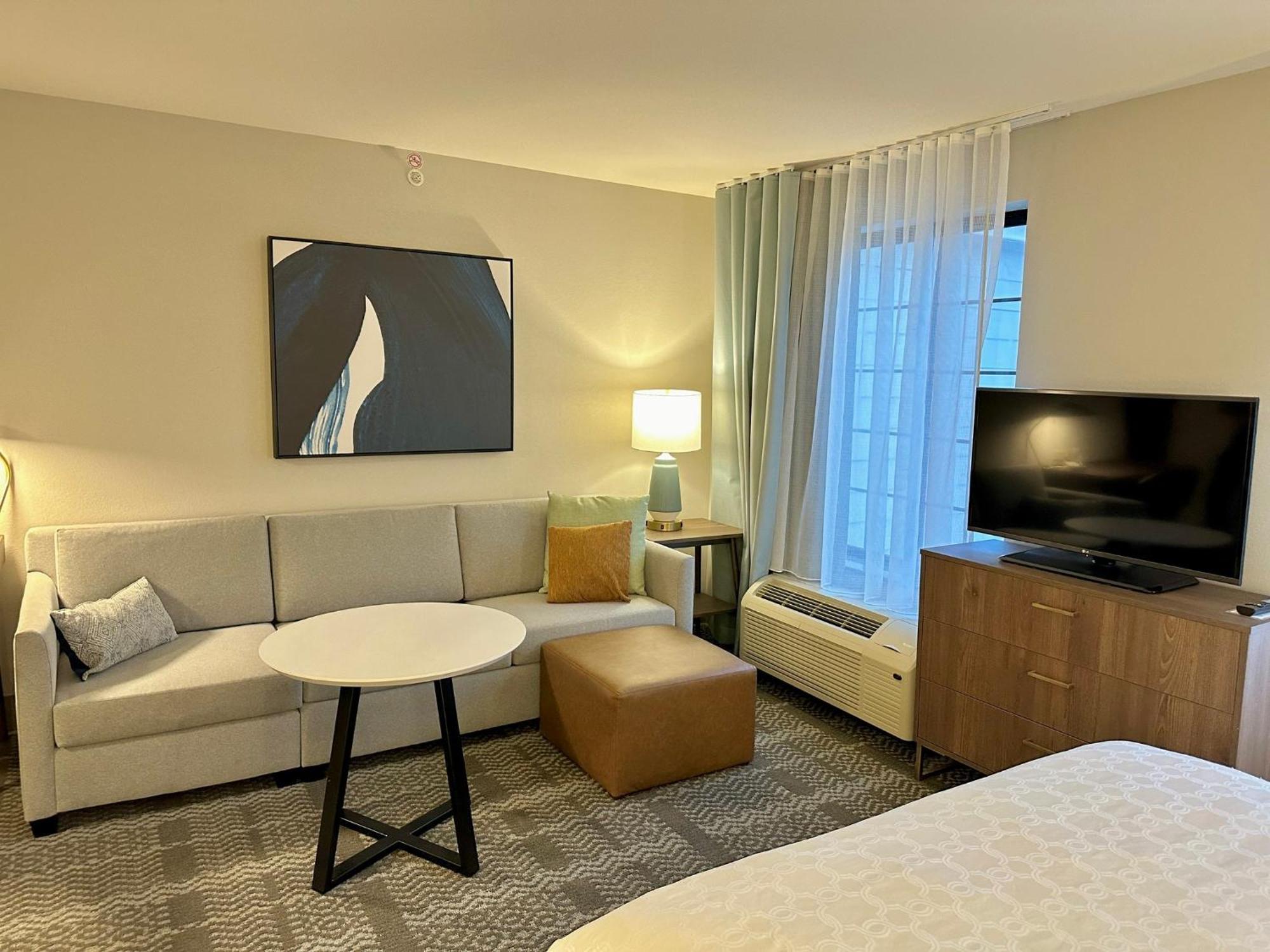 Staybridge Suites Milwaukee West-Oconomowoc By Ihg Exterior foto