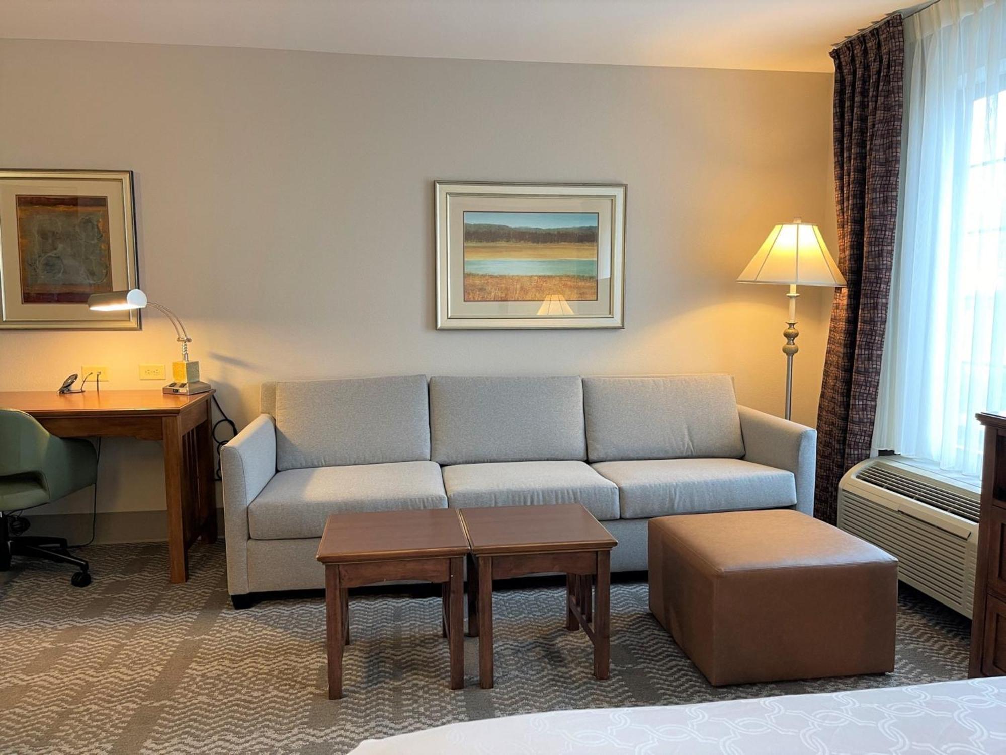 Staybridge Suites Milwaukee West-Oconomowoc By Ihg Exterior foto